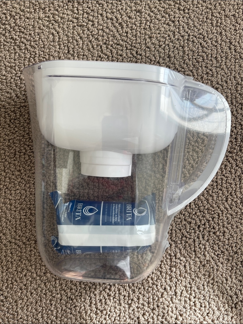 BRITA WATER FILTERING PITCHER NWT